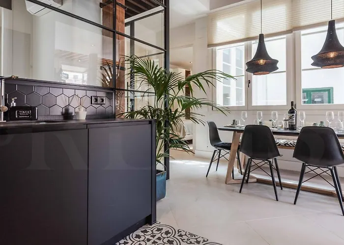 Premium Loft In The Heart Of By Rems Apartamento *